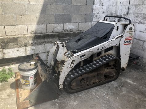 bobcat mt52 track loader